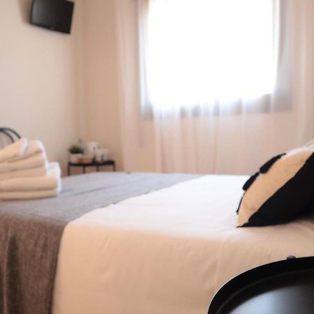 Barcelona Pr Guesthouse El Prat de Llobregat Eksteriør billede
